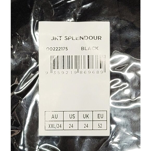 NWT City Chic Splendour Black Cropped Flutter Sleeve Open Front Jacket 24 Plus - Picture 9 of 12